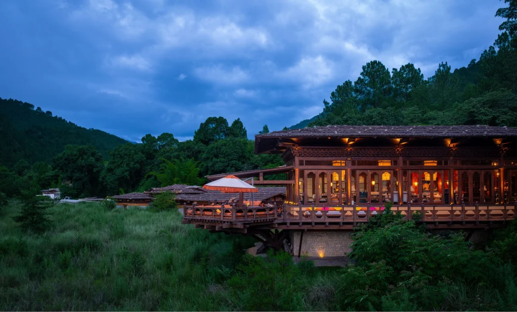 The Leading Hotels of the World suma seis hoteles, de los Dolomitas a las tiendas de lujo de Bután