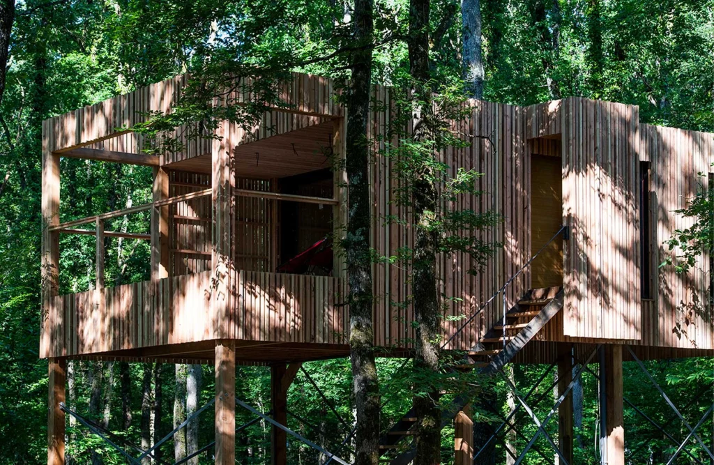 On a testé l&rsquo;hôtel Loire Valley Lodges, en Touraine : notre avis complet sur ses lodges perchés à jacuzzi