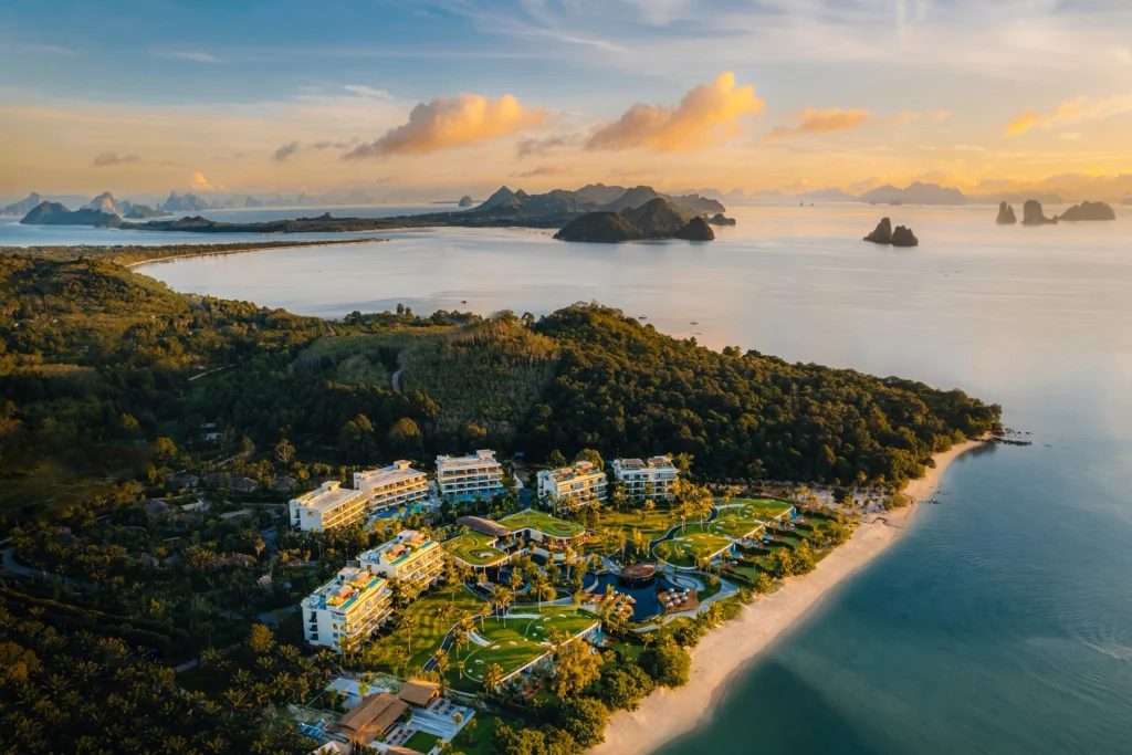 Das Resort Anantara Koh Yao Yai in Thailand: Klangtherapie, schwebend im eigenen Pool